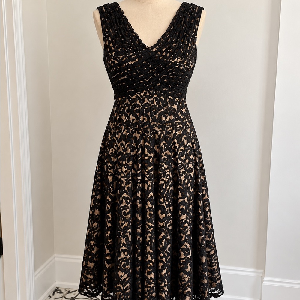 Adrianna Papell Size 8